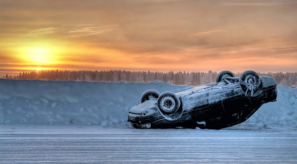 car crash on ice road